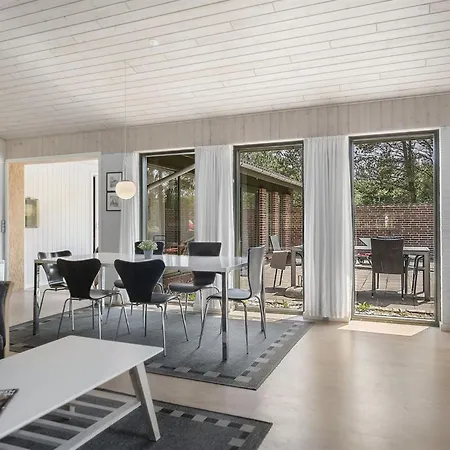 Stojanka - 1km From The Sea By Interhome Molby